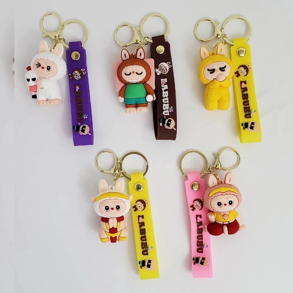 NWT LABUBU MONSTER KEY CHAIN MULTICOLOR 3D LOGO